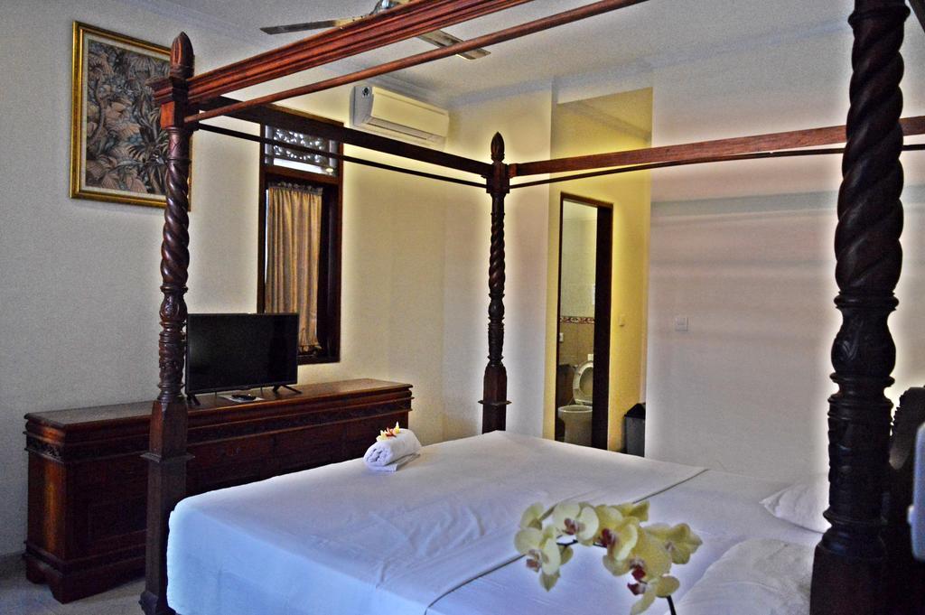 Yulia 2 Homestay Sanur ภายนอก รูปภาพ