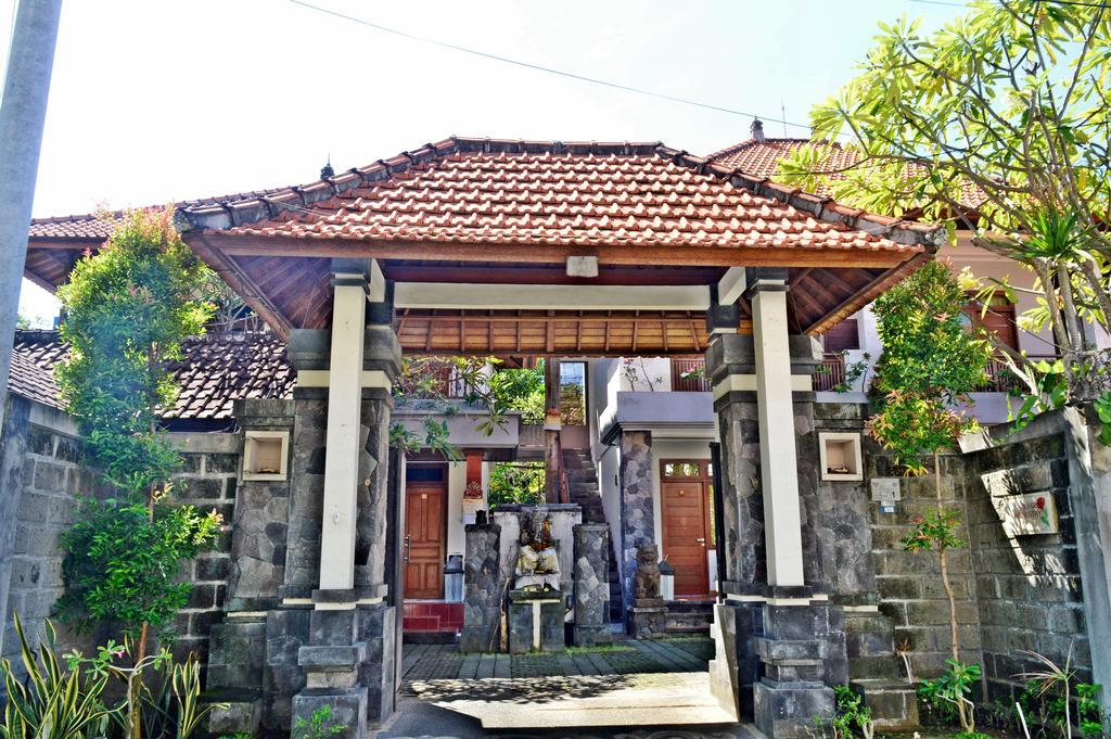 Yulia 2 Homestay Sanur ภายนอก รูปภาพ