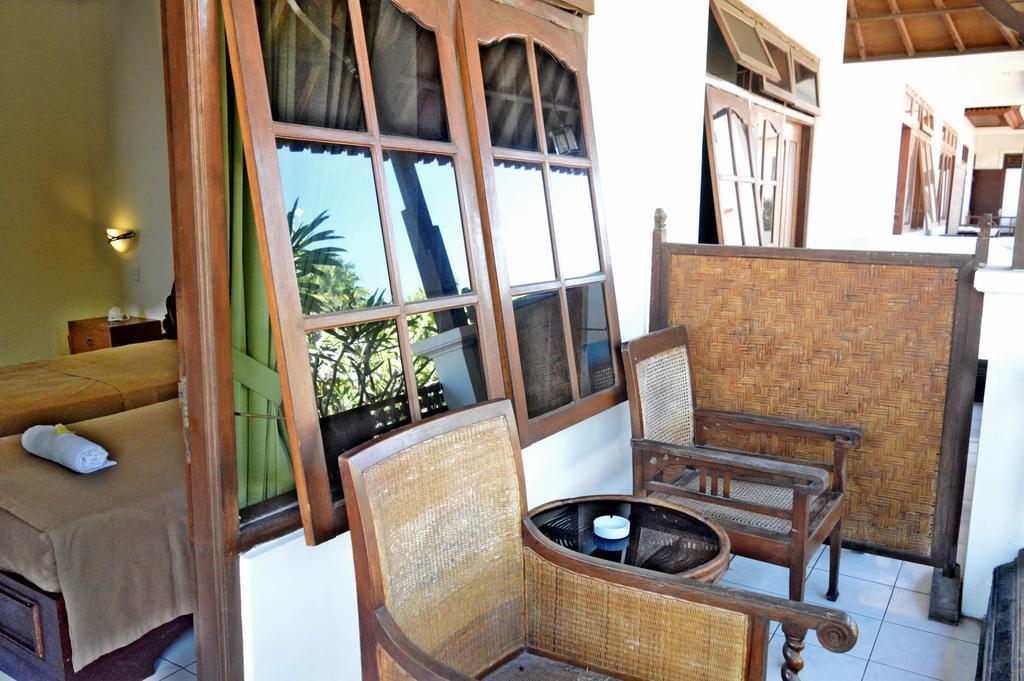 Yulia 2 Homestay Sanur ภายนอก รูปภาพ