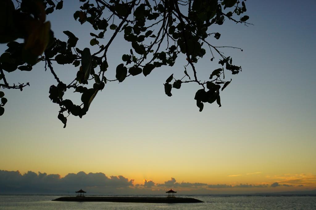 Yulia 2 Homestay Sanur ภายนอก รูปภาพ